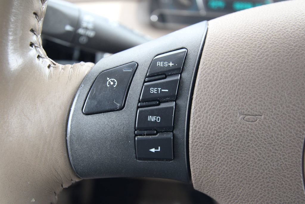 Used 2009 Chevrolet HHR LT FWD image 20