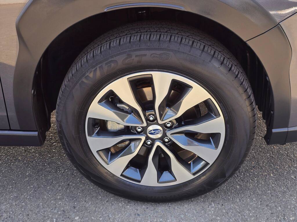 Certified 2024 Subaru Outback Limited AWD/4WD image 9