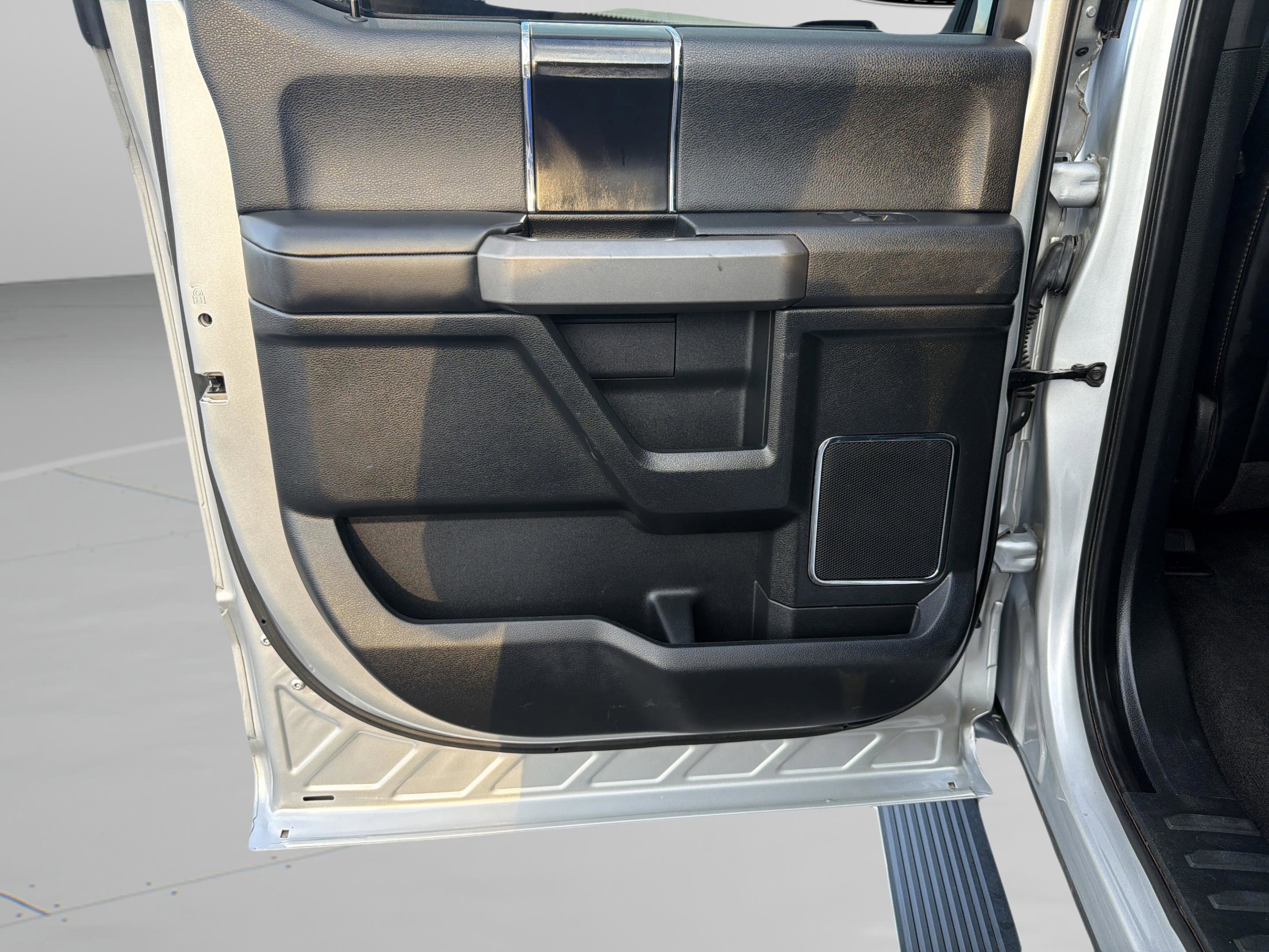 Used 2019 Ford F150 Platinum AWD/4WD image 21