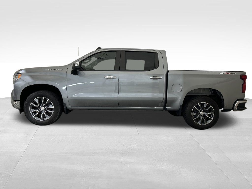 Used 2024 Chevrolet Silverado 1500 LT AWD/4WD image 2