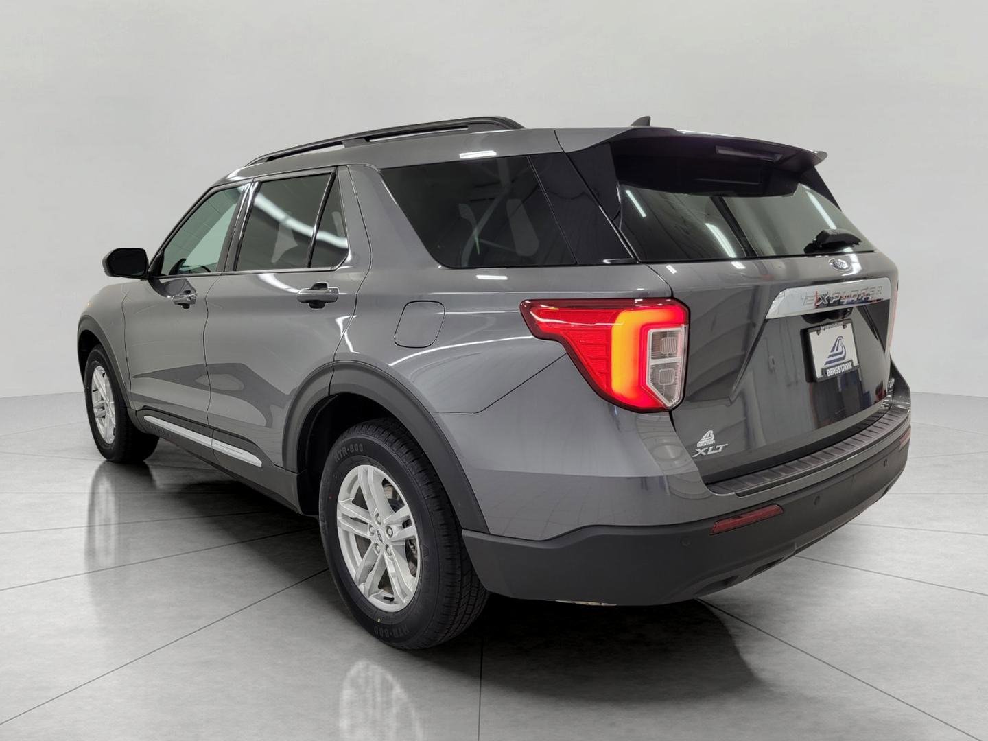 Used 2022 Ford Explorer XLT image 20