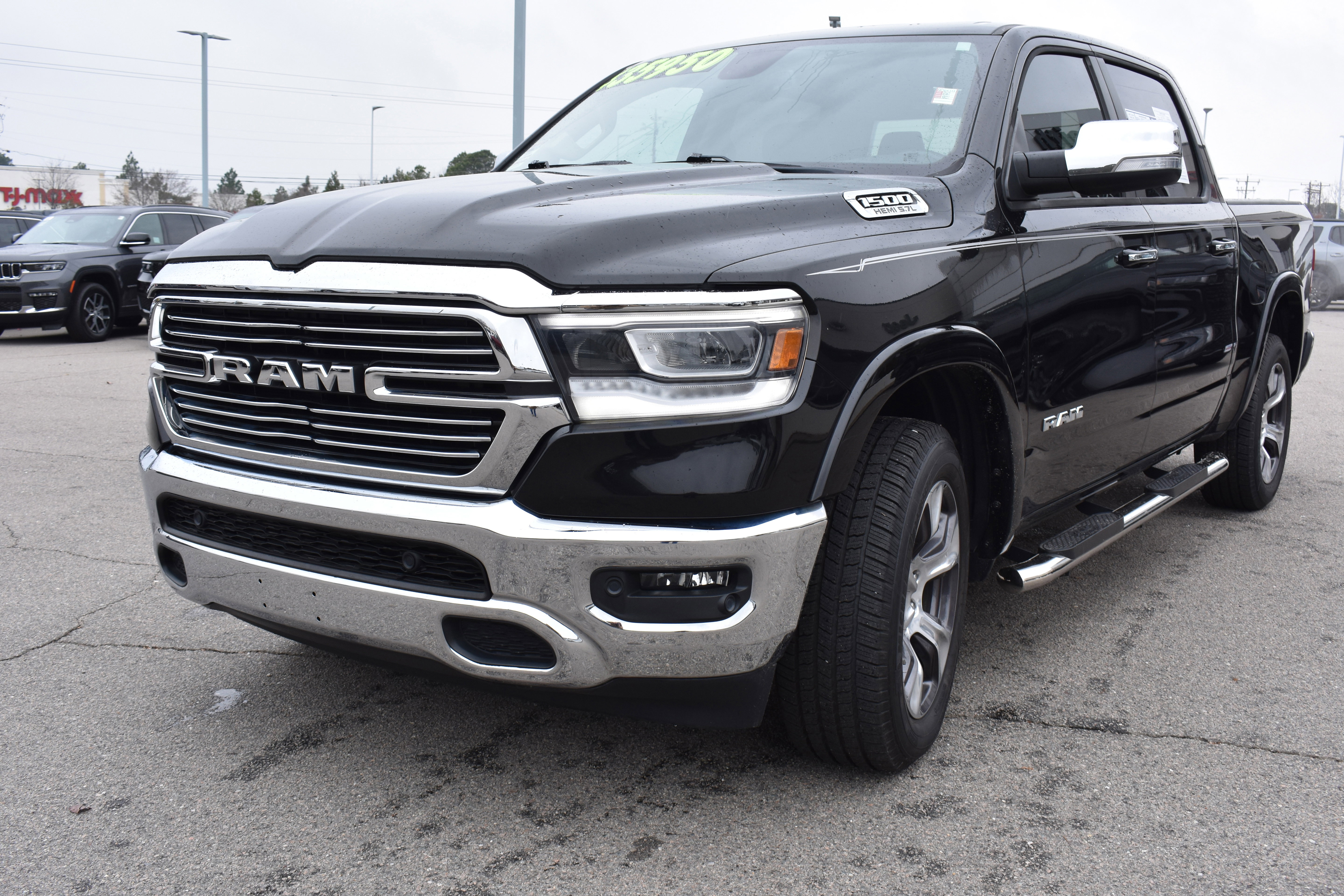 Used 2019 RAM 1500 Laramie image 5