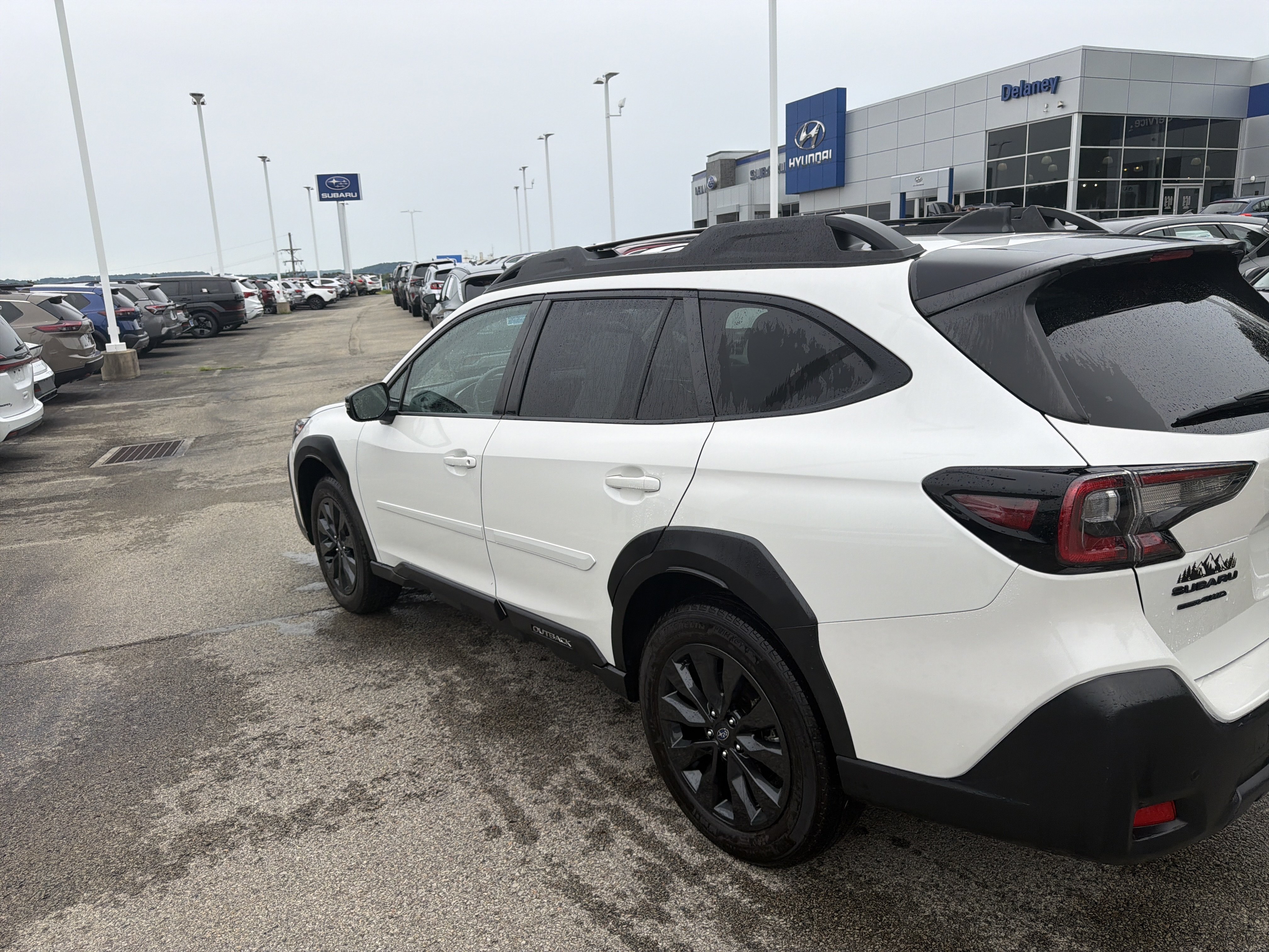Certified 2024 Subaru Outback Onyx Edition XT AWD/4WD image 8