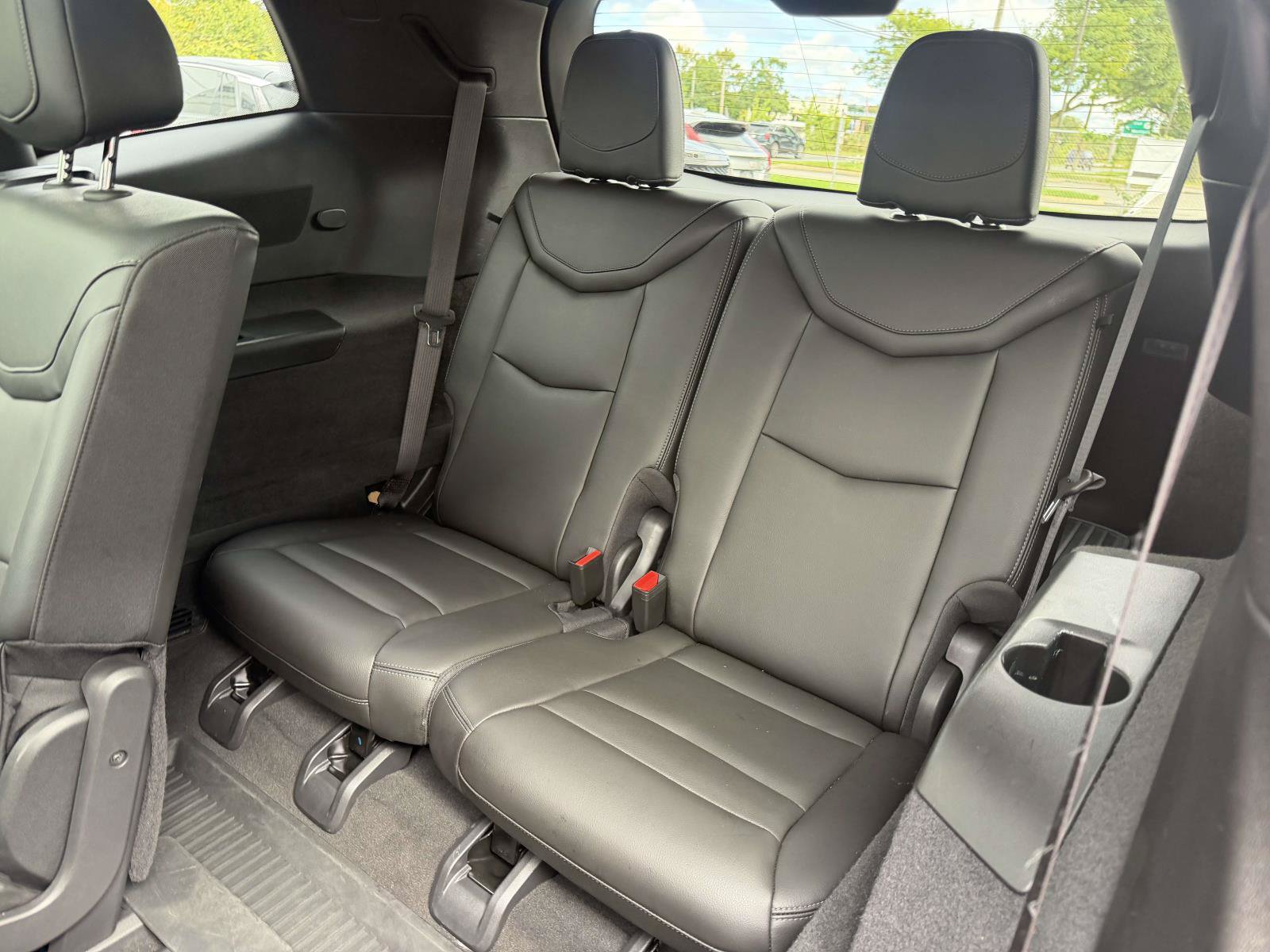 Certified 2024 Cadillac XT6 Luxury w/ LPO, Floor Liner Package AWD/4WD image 14