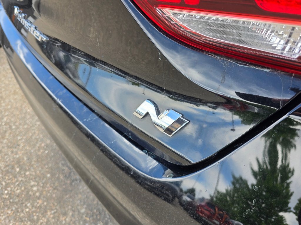 Used 2019 Hyundai Veloster N N w/ Performance Package FWD image 10