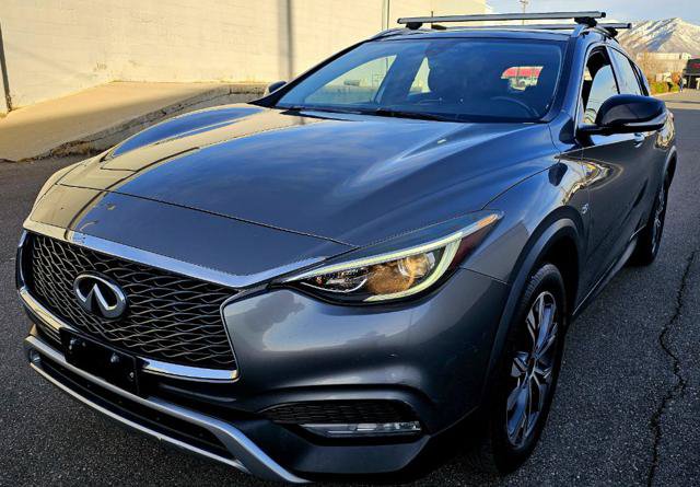 Used 2017 INFINITI QX30 Premium