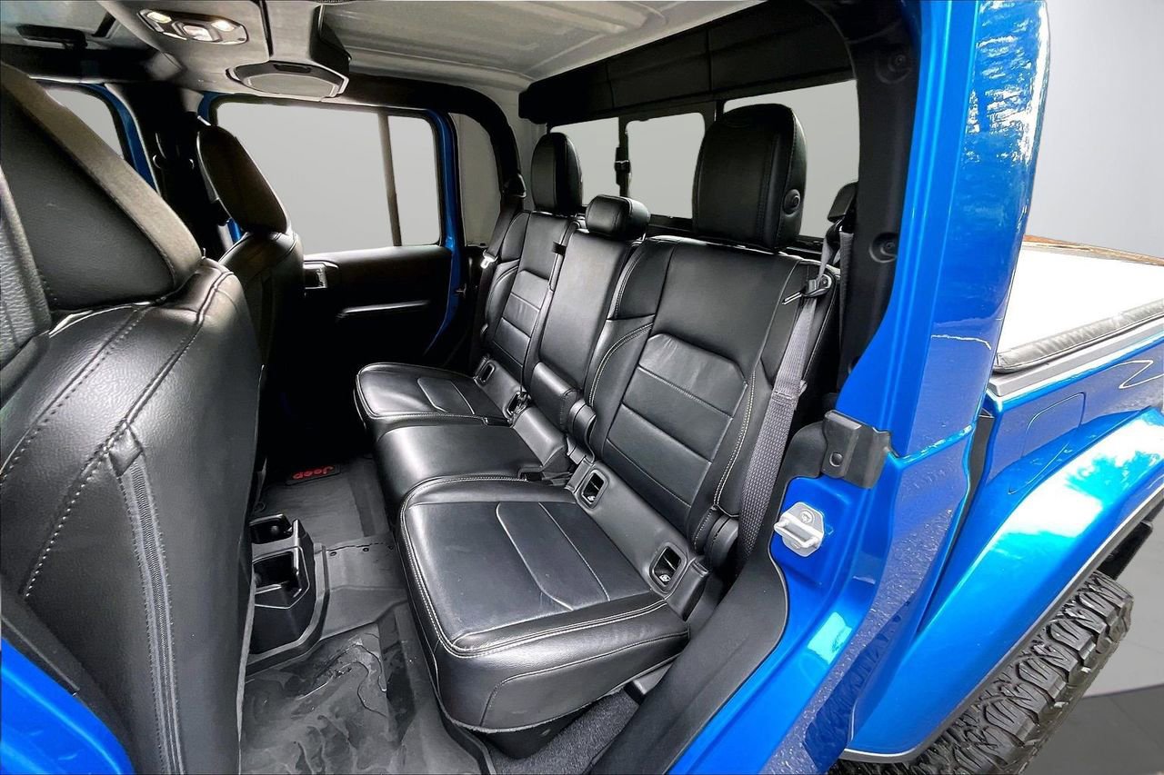 Certified 2021 Jeep Gladiator Overland AWD/4WD image 23