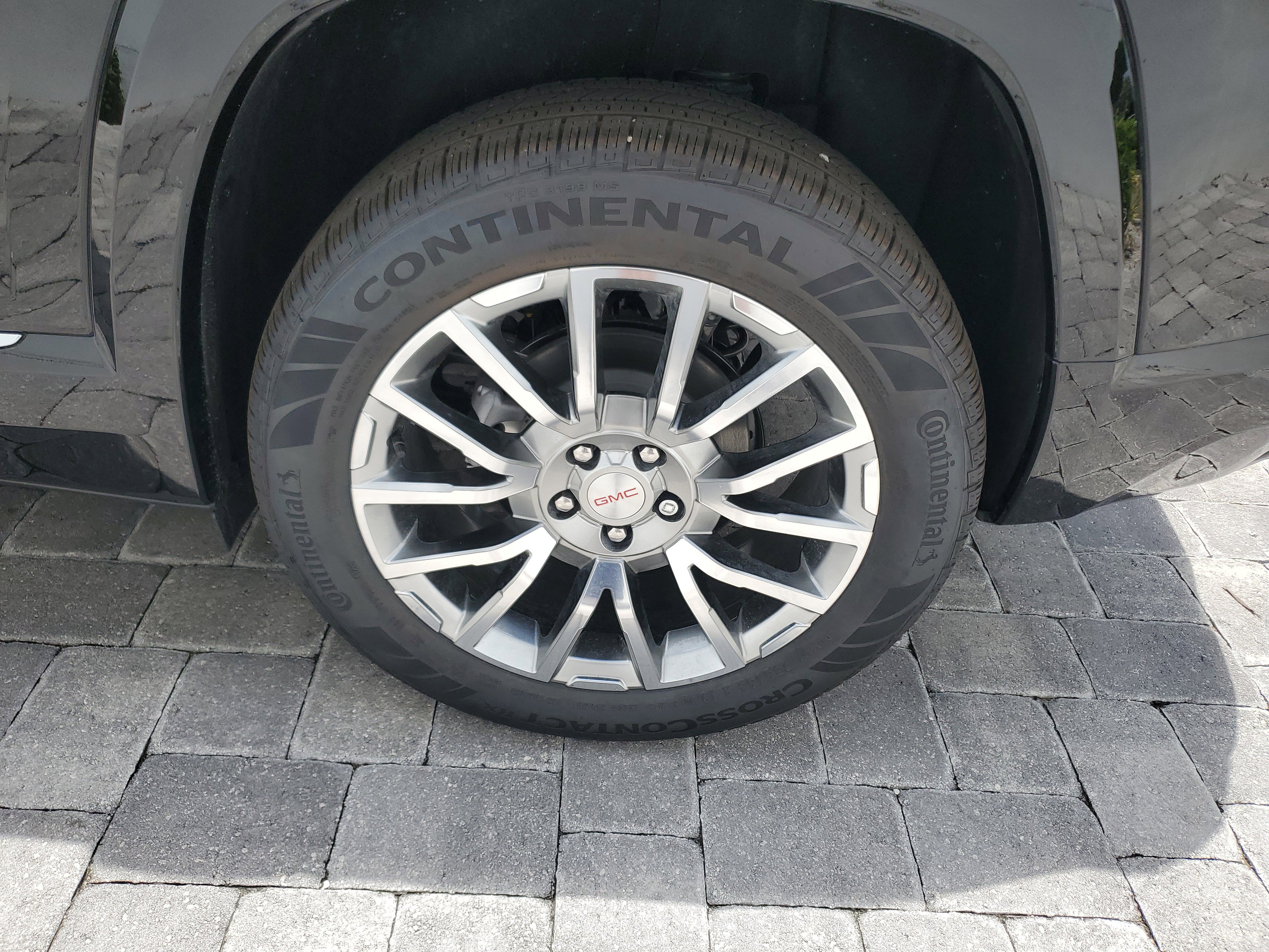 New 2026 GMC Terrain Denali AWD/4WD image 9