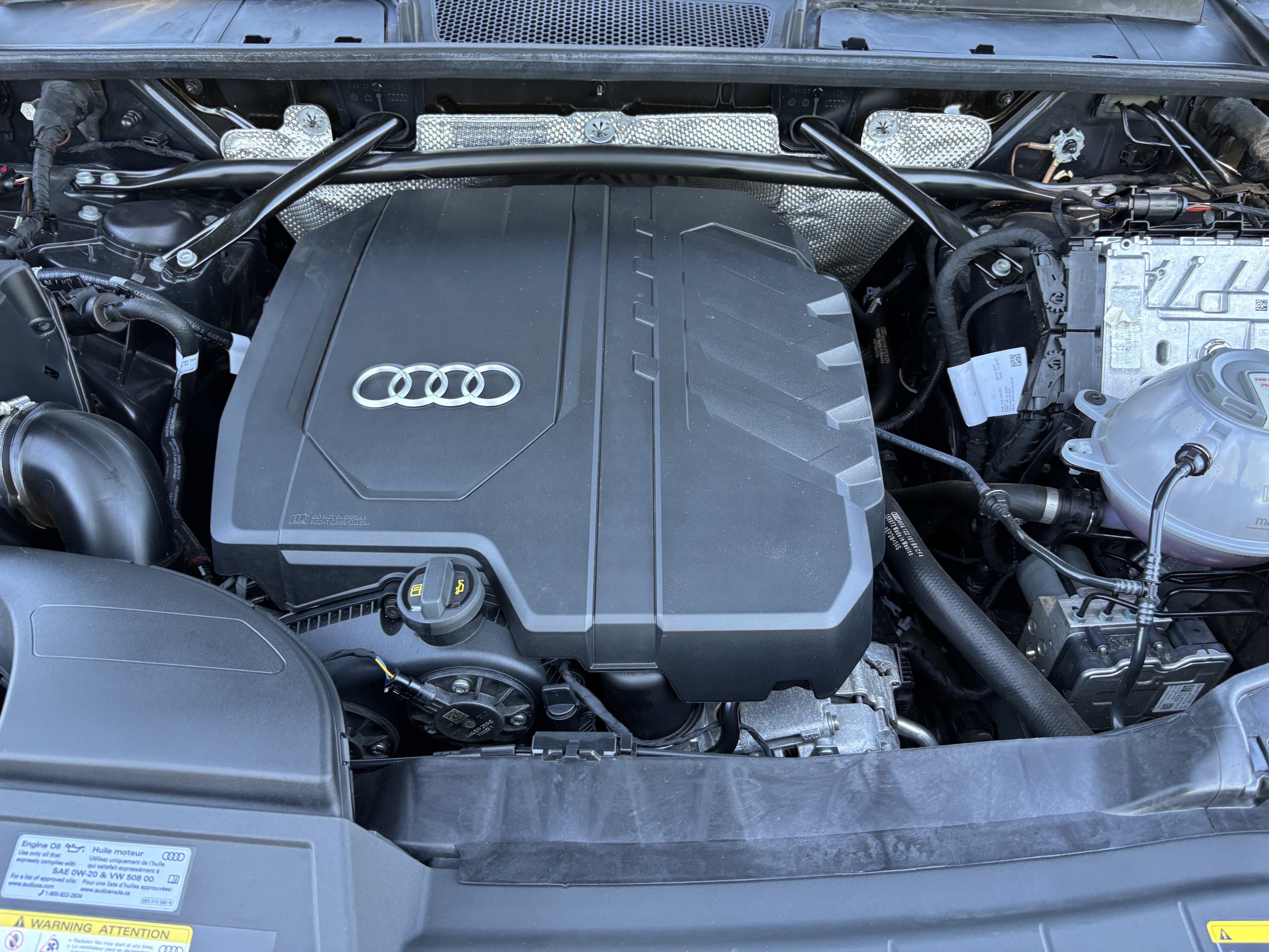 Used 2024 Audi Q5 2.0T Premium Plus w/ Premium Plus Package AWD/4WD image 36