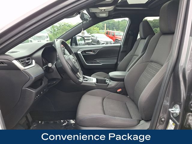 Used 2023 Toyota RAV4 SE w/ Convenience Package AWD/4WD image 2