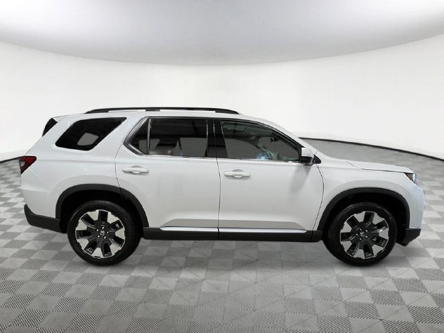 New 2026 Honda Pilot Touring image 7