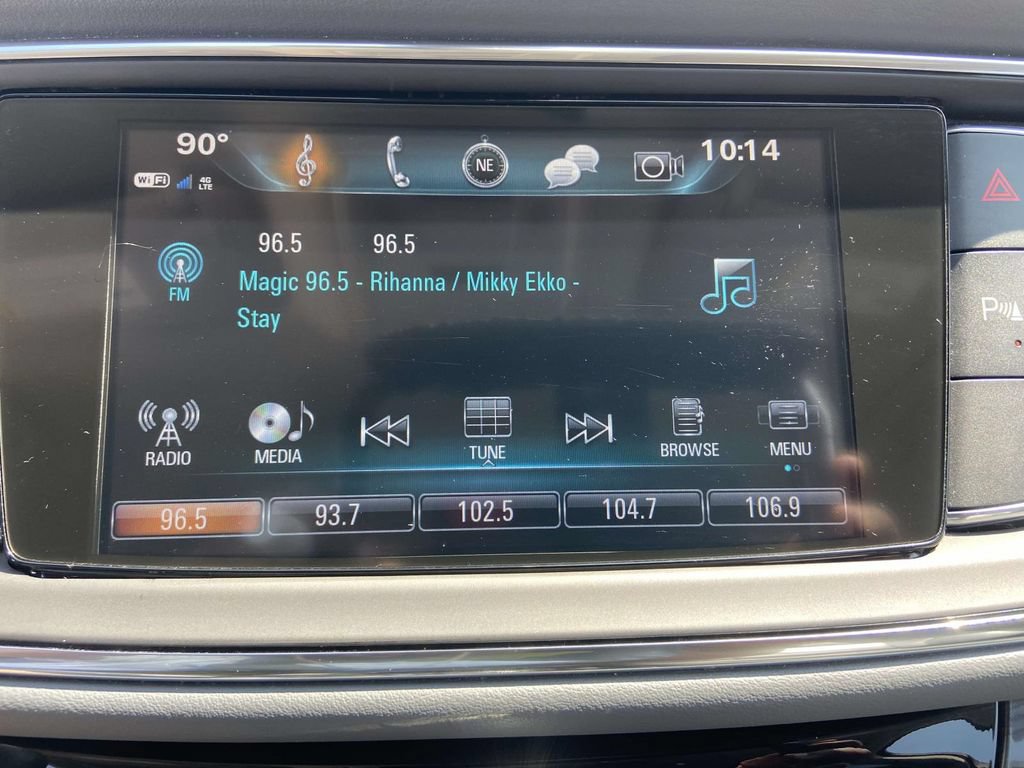 Used 2019 Buick Enclave Essence FWD image 23