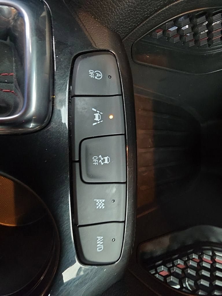 Used 2023 Chevrolet TrailBlazer RS AWD/4WD image 20