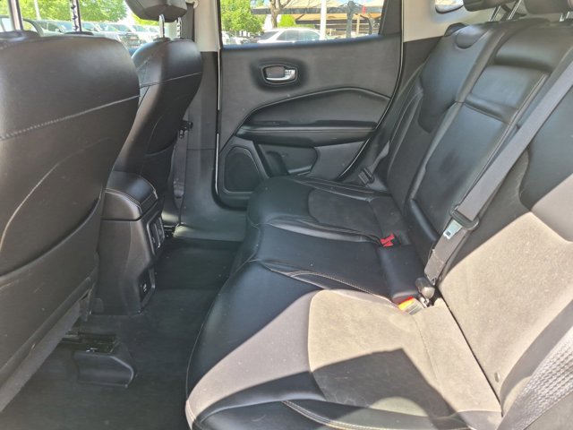 Used 2017 Jeep Compass Latitude AWD/4WD image 27
