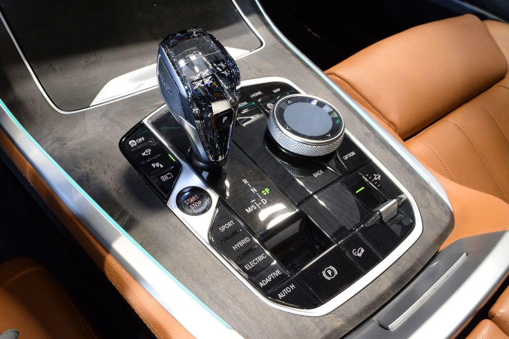 Used 2022 BMW X5 xDrive45e w/ Executive Package image 26