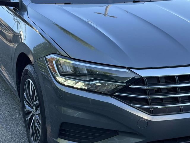 Certified 2021 Volkswagen Jetta SE FWD image 10