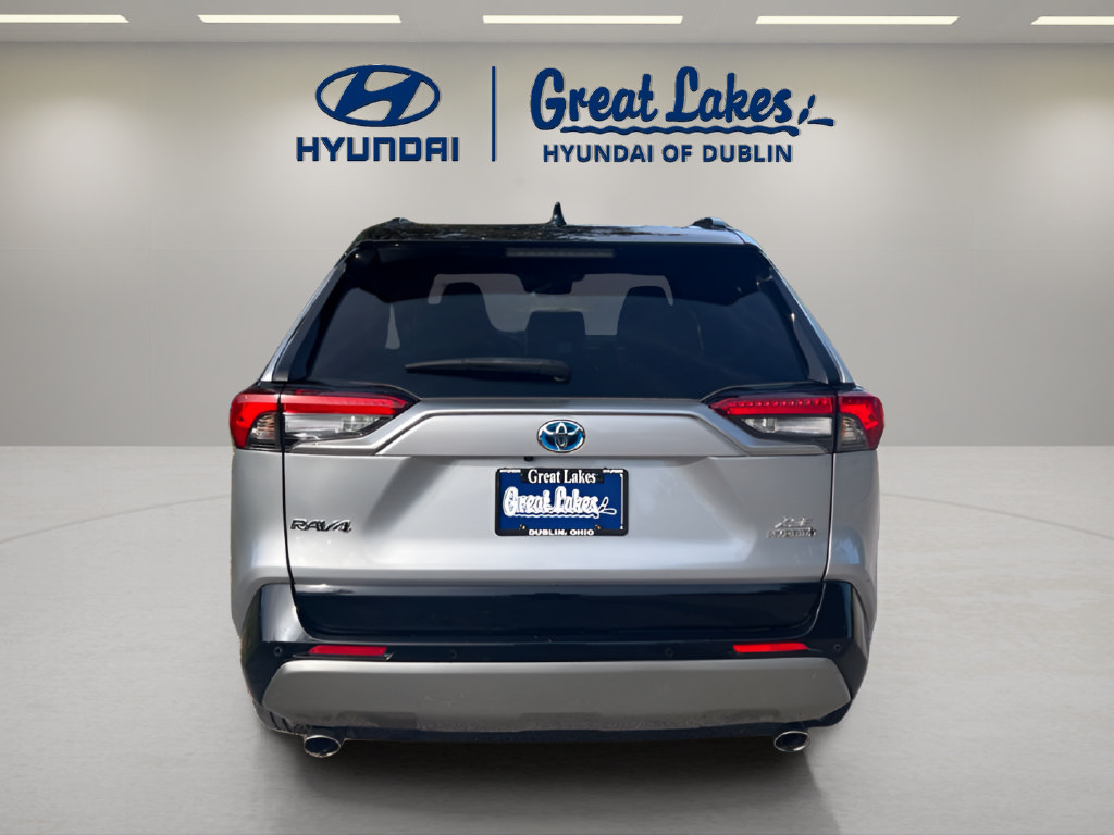 Used 2022 Toyota RAV4 XSE AWD/4WD image 4