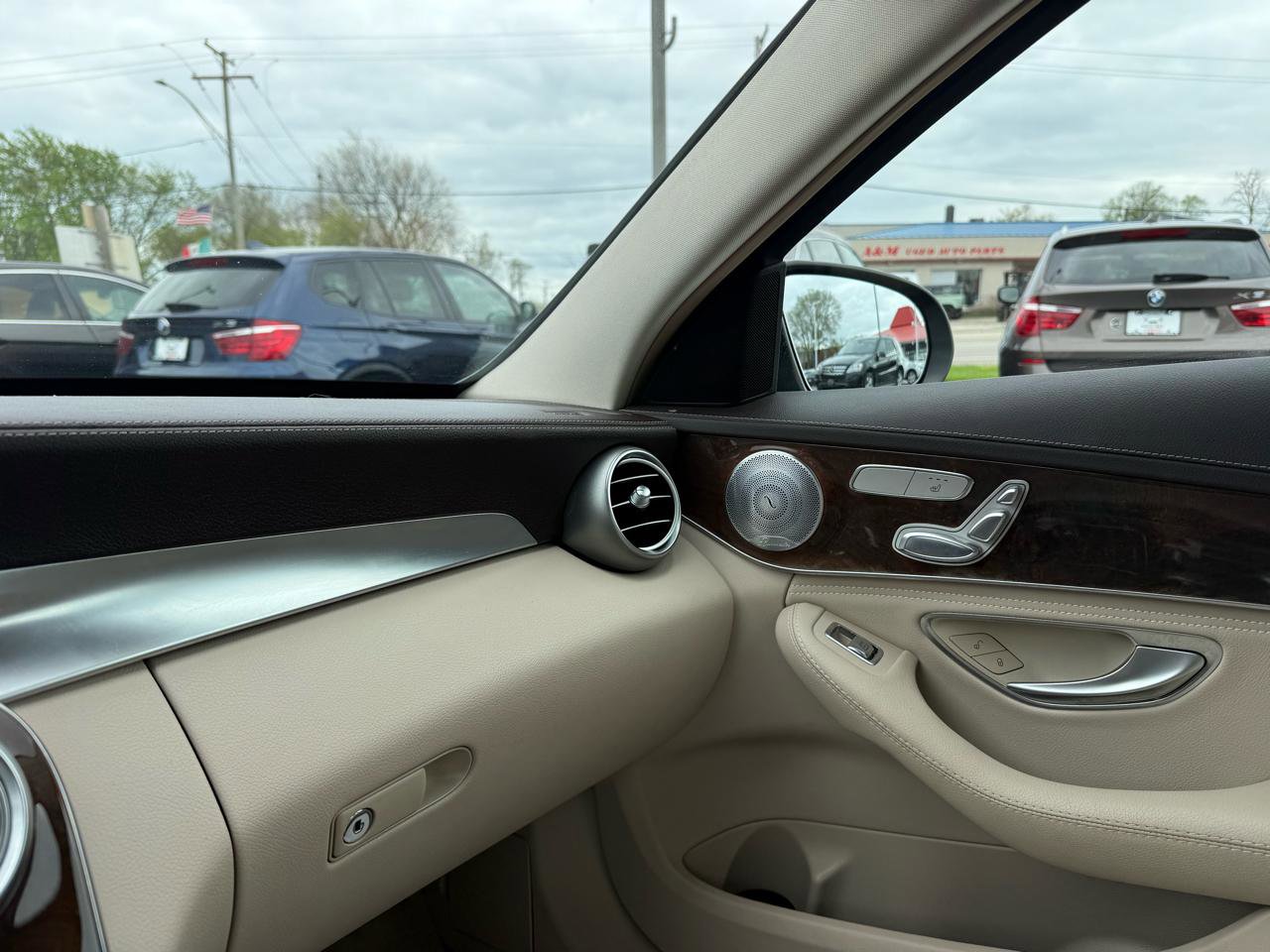 Used 2015 Mercedes-Benz C 300 4MATIC Sedan w/ Premium 1 Package image 17