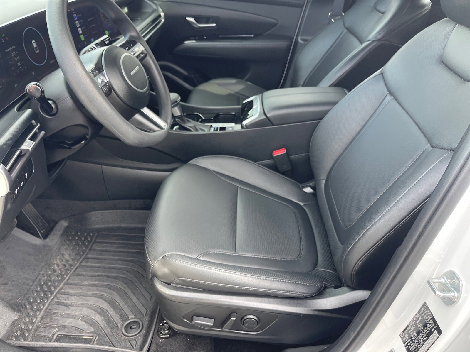 Used 2025 Hyundai Santa Cruz SEL image 10