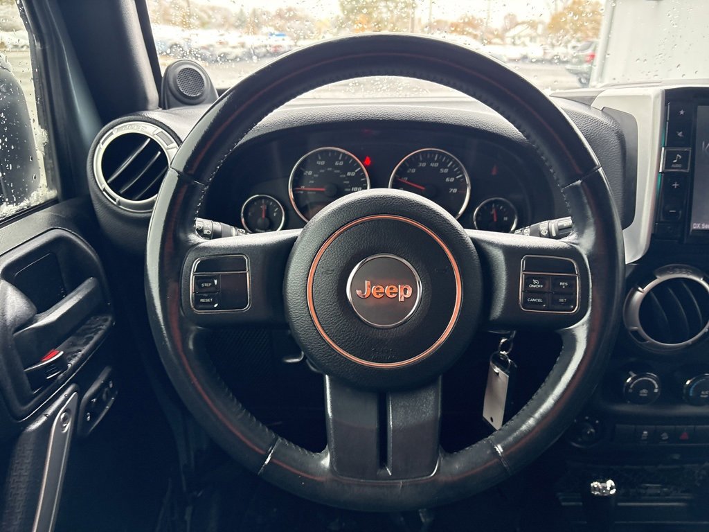 Used 2014 Jeep Wrangler Unlimited Sahara image 15