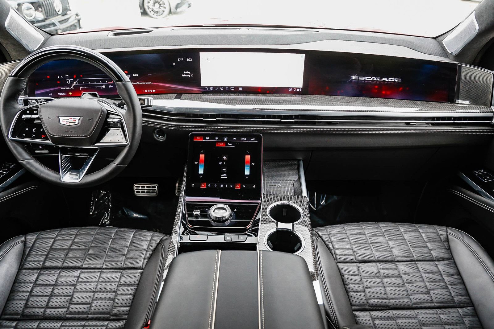 Used 2025 Cadillac Escalade ESV V image 10