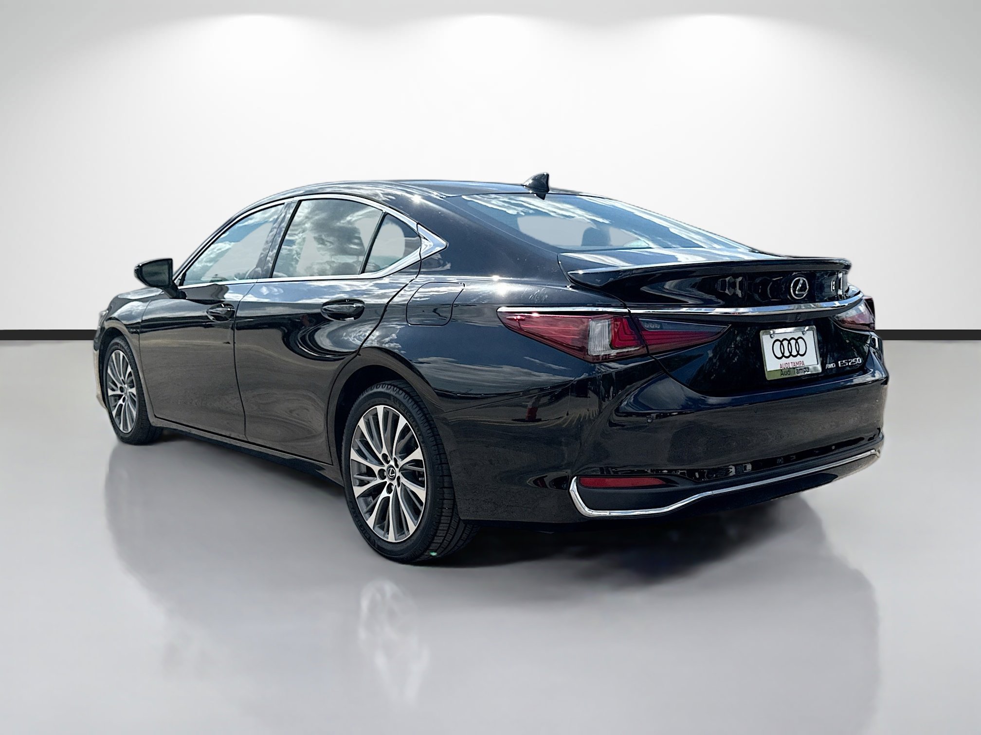 Used 2021 Lexus ES 250 w/ Premium Package AWD/4WD image 5