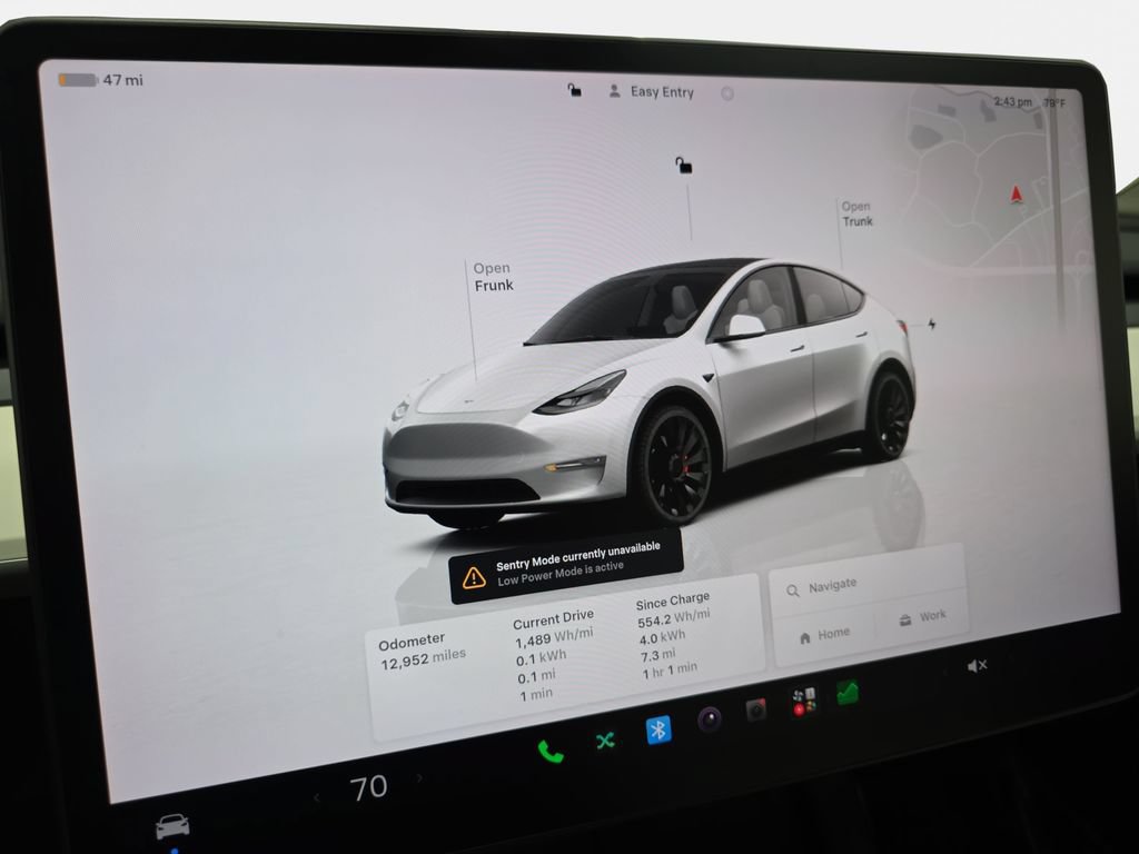 Used 2024 Tesla Model Y Performance AWD/4WD image 19