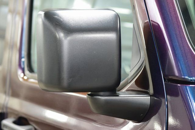 Used 2024 Jeep Wrangler Sahara w/ Technology Group image 17