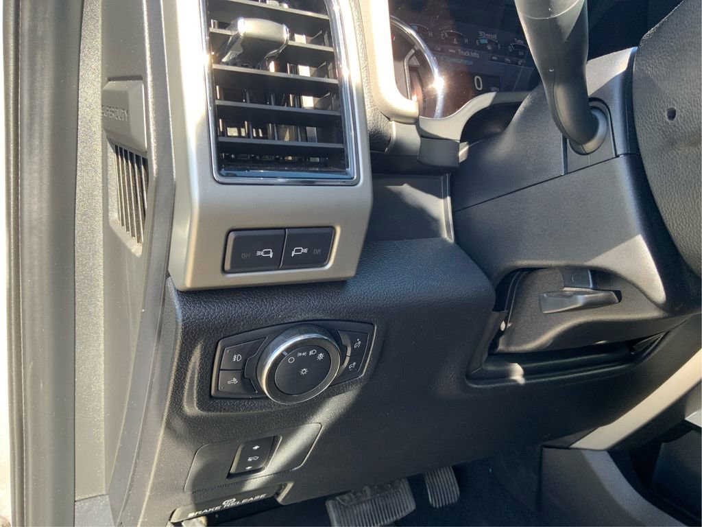 Used 2020 Ford F450 Lariat w/ Lariat Value Package AWD/4WD image 20