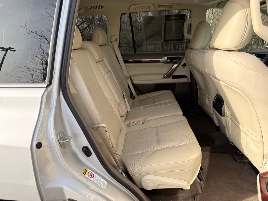 Used 2012 Lexus GX 460 Premium image 39