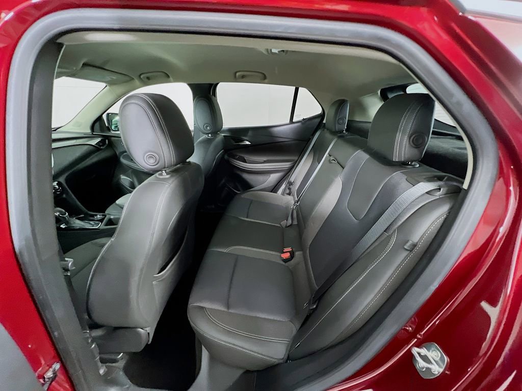 Used 2023 Buick Encore GX Select w/ Sport Touring Package image 23