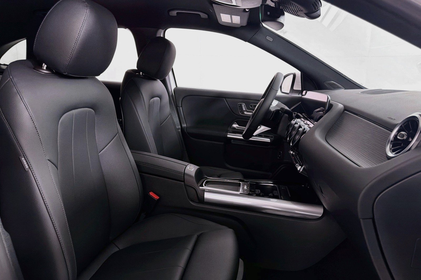 New 2026 Mercedes-Benz GLA 250 image 6