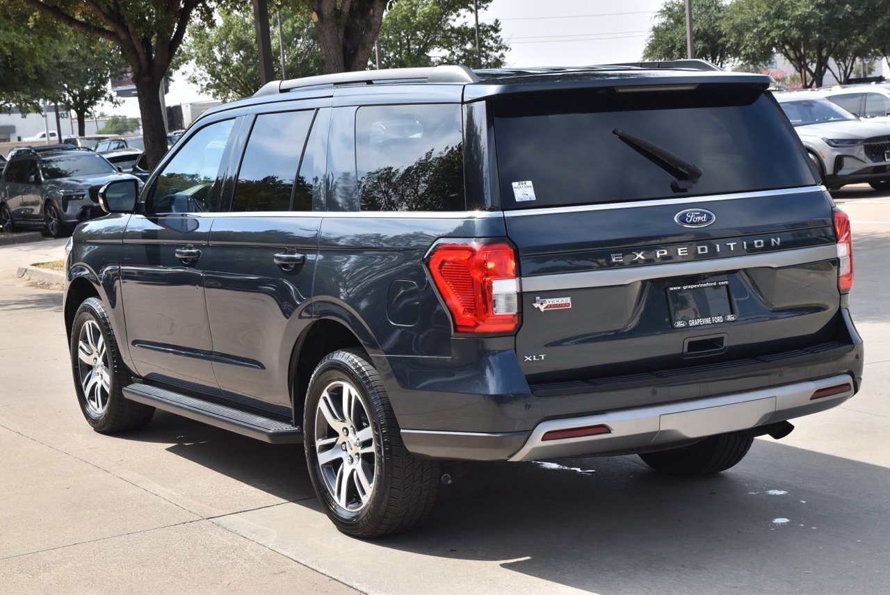 Used 2024 Ford Expedition XLT RWD image 10