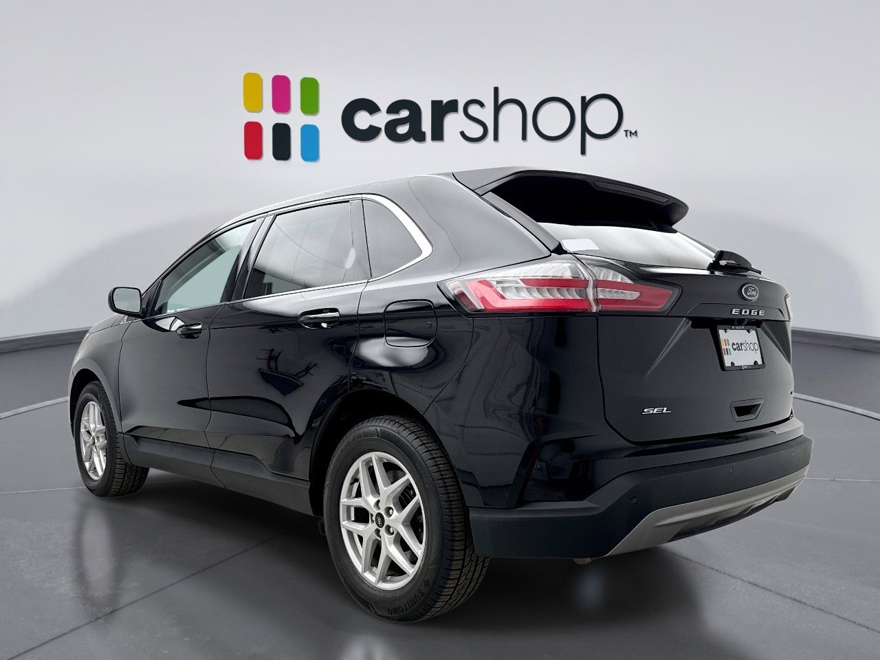 Used 2024 Ford Edge SEL image 3