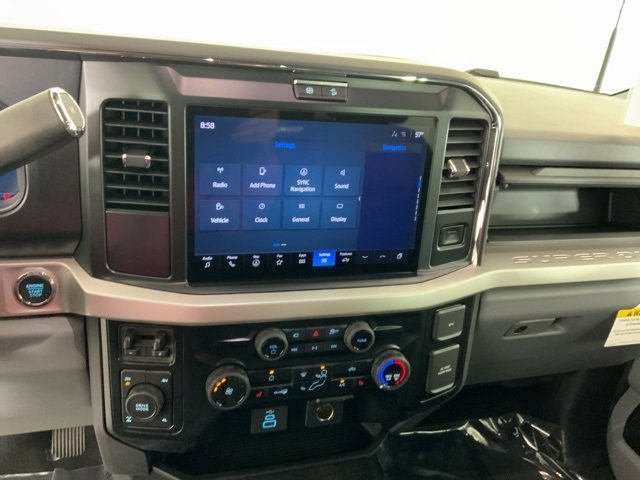 New 2025 Ford F350 XLT w/ Black Appearance Package image 20