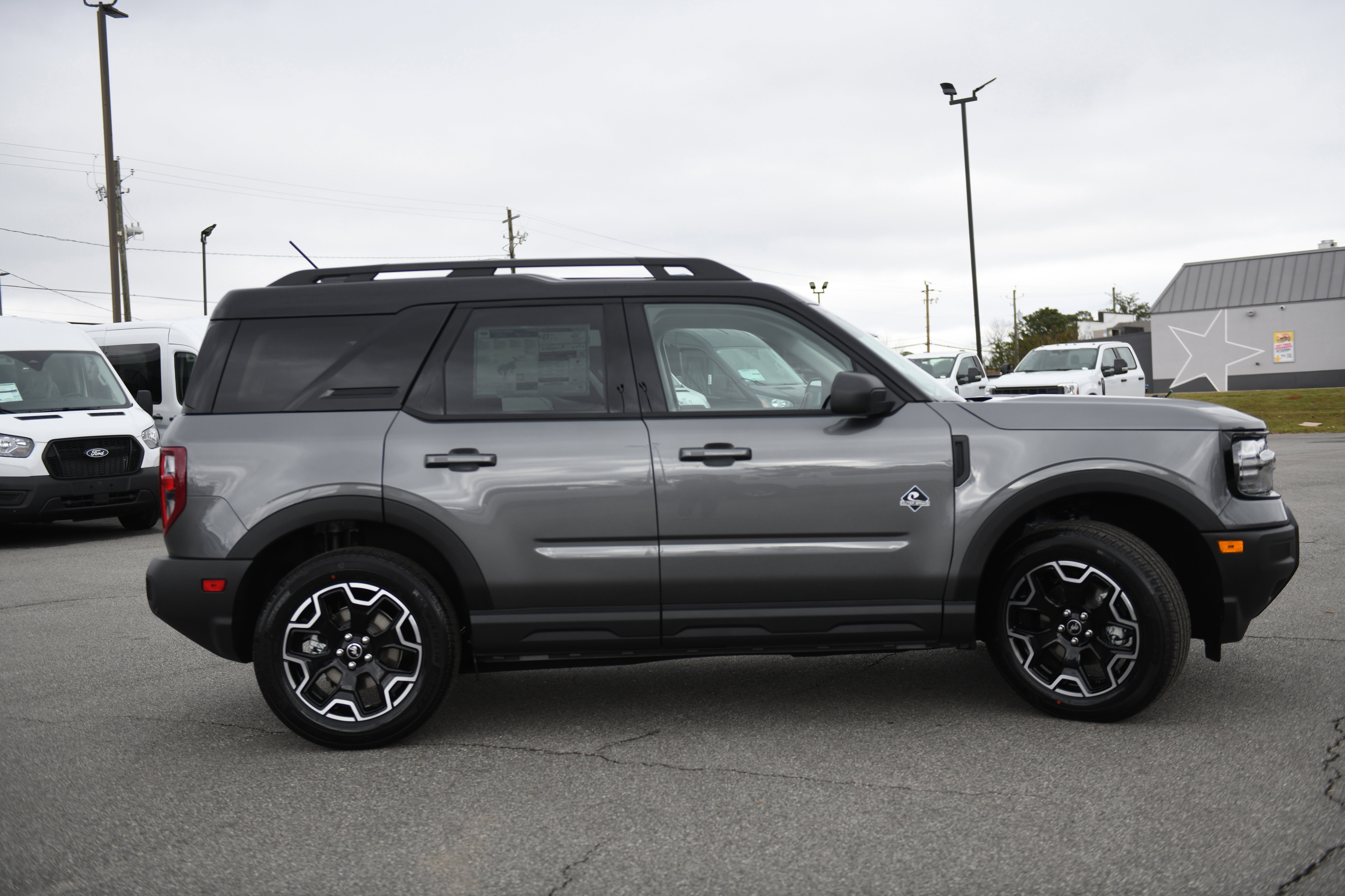 New 2025 Ford Bronco Sport Outer Banks image 8