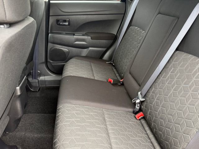 Used 2025 Mitsubishi Outlander Sport ES AWD/4WD image 25