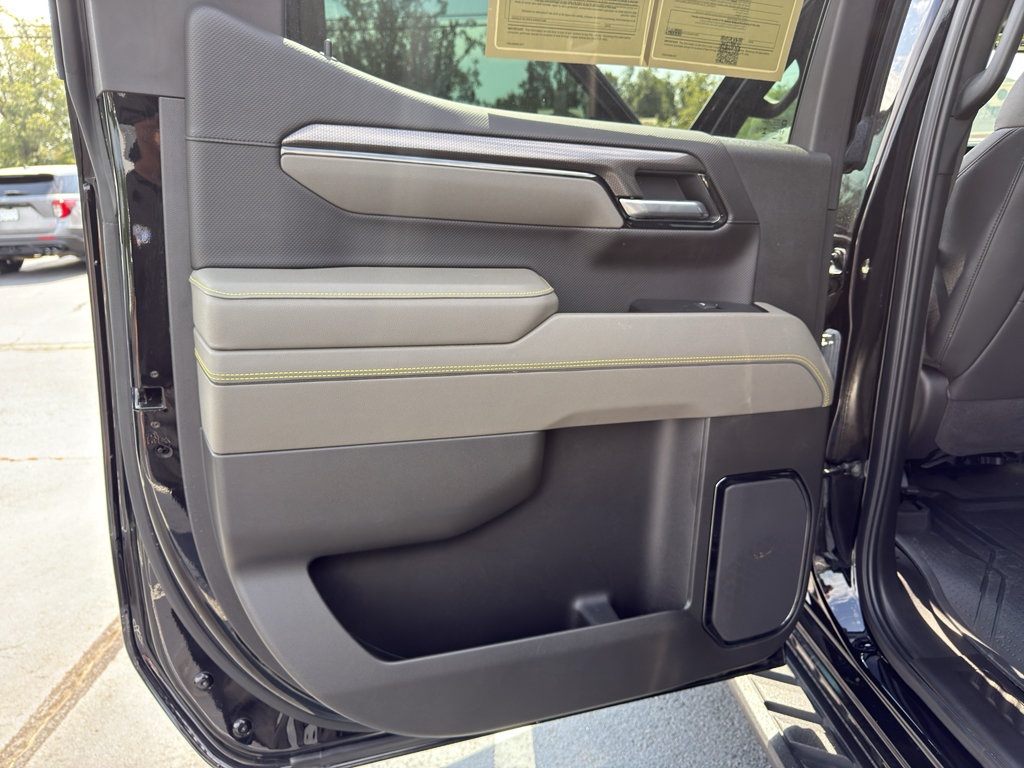Used 2025 Chevrolet Silverado 1500 ZR2 w/ Technology Package AWD/4WD image 11