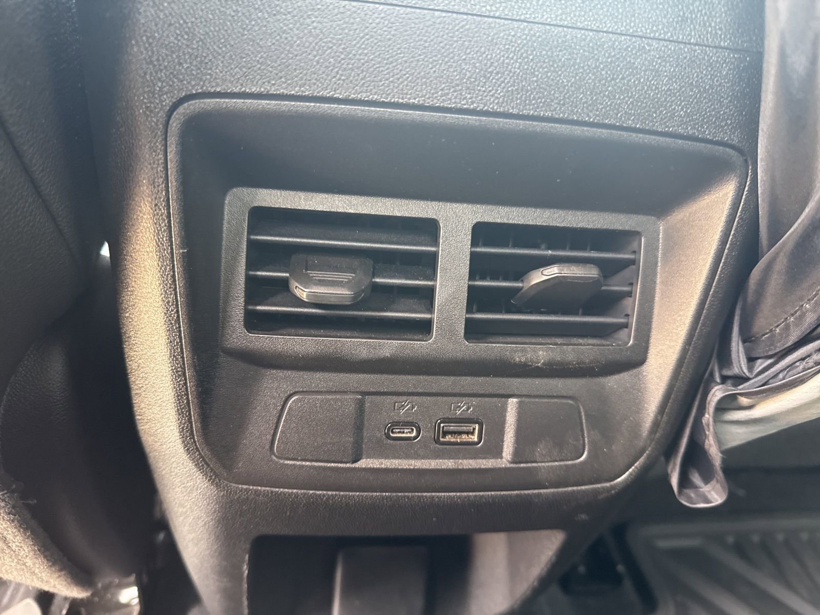 Used 2023 GMC Canyon AT4 w/ AT4 Premium Package image 27