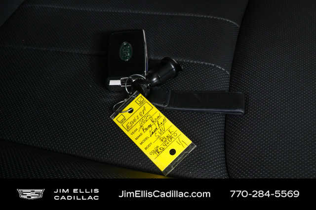 Used 2025 Land Rover Range Rover SE image 42