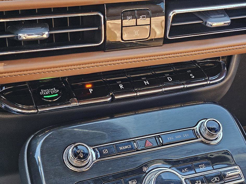 Used 2023 Lincoln Nautilus Reserve w/ Equipment Group 201A image 24