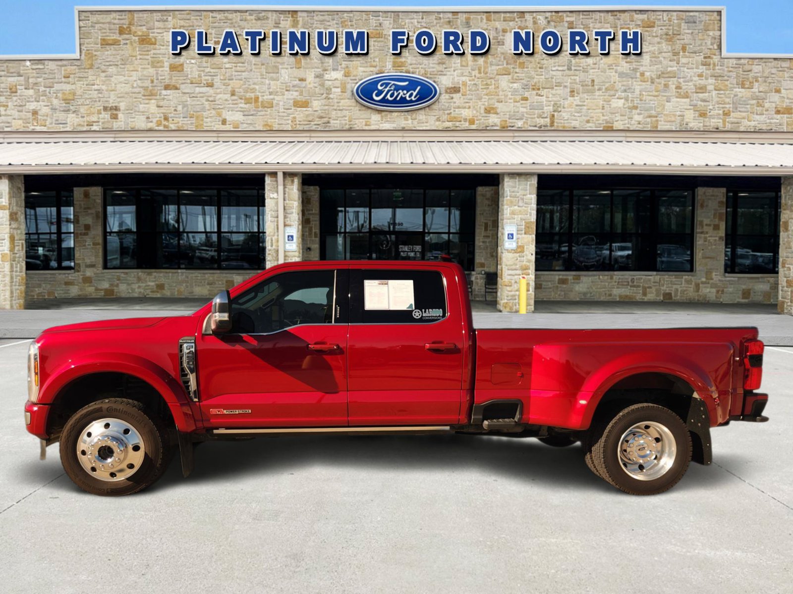 Certified 2024 Ford F450 Platinum w/ FX4 Off-Road Package AWD/4WD image 3
