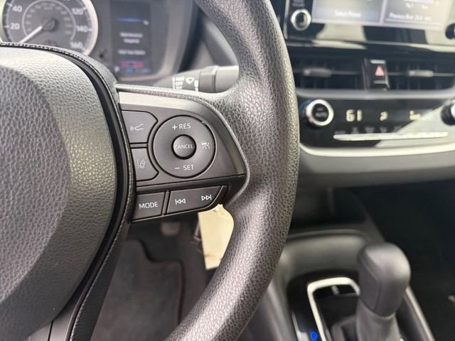 Used 2020 Toyota Corolla LE FWD image 7