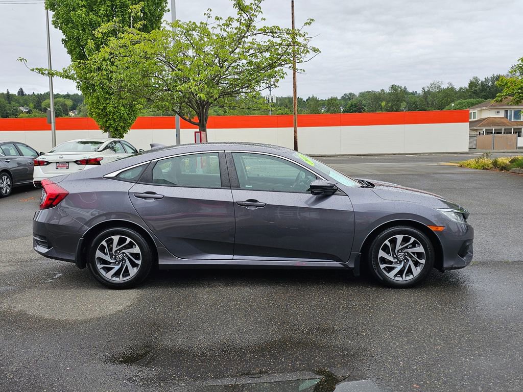 Used 2018 Honda Civic EX image 4
