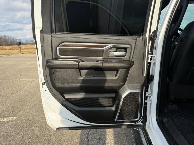Used 2025 RAM 2500 Laramie image 17