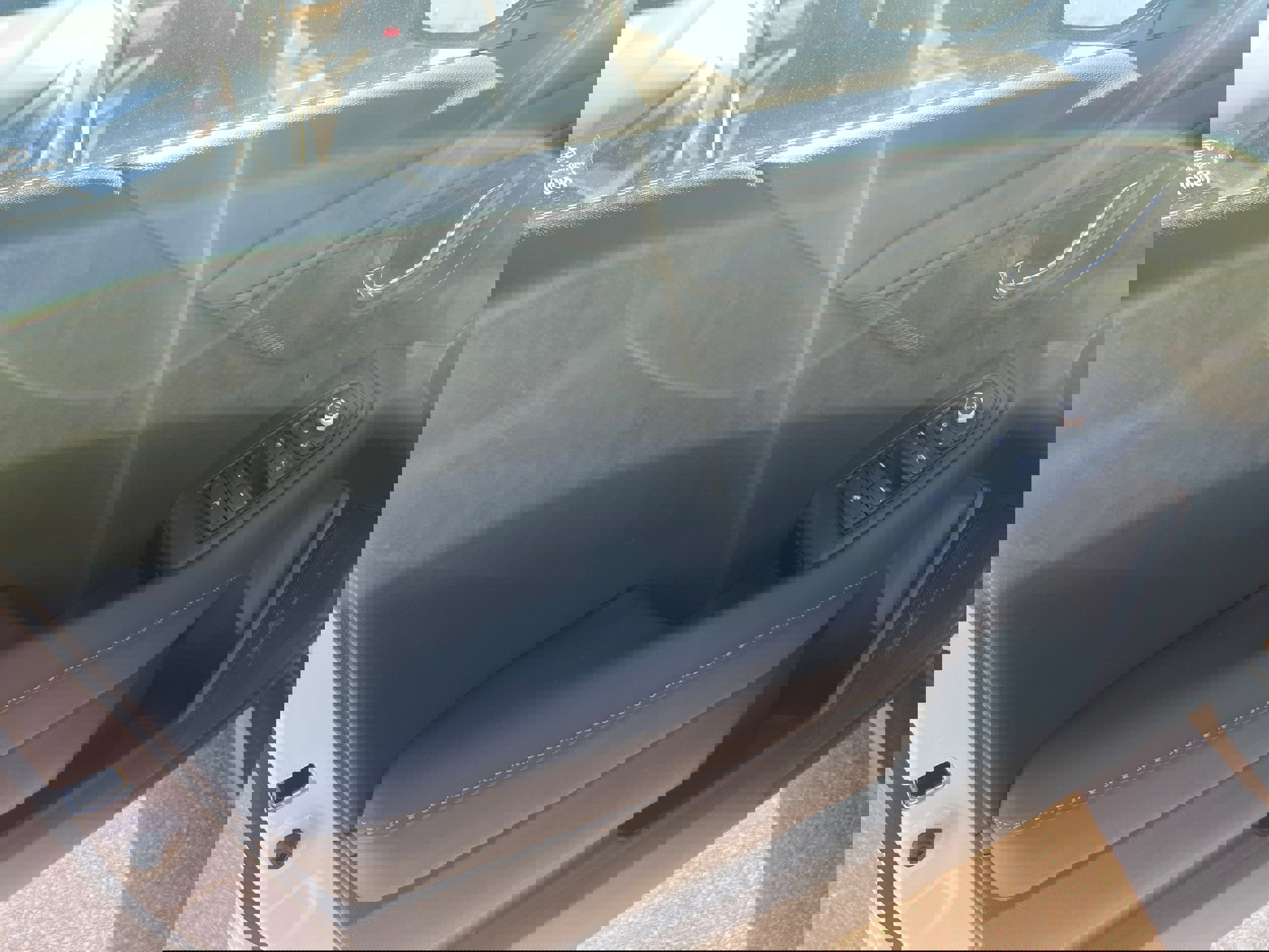 Certified 2025 Subaru Outback Premium image 17