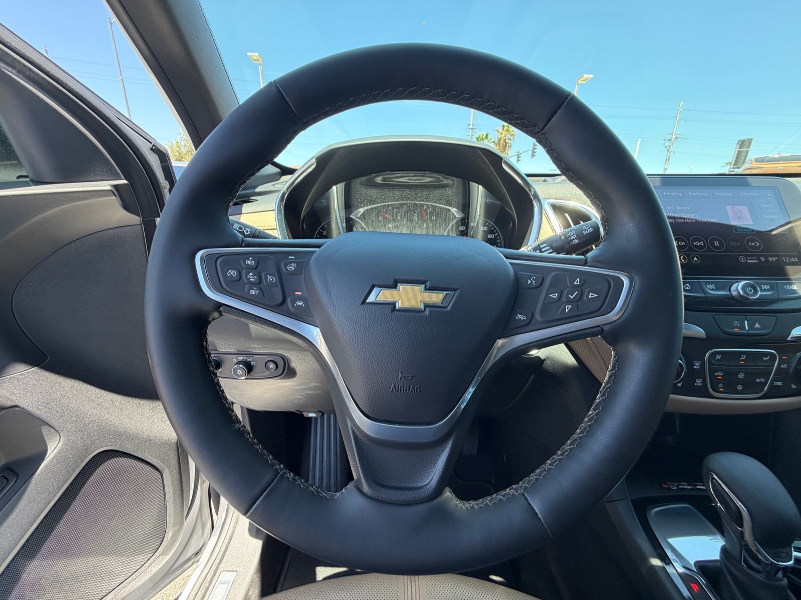 Used 2023 Chevrolet Equinox Premier FWD image 20