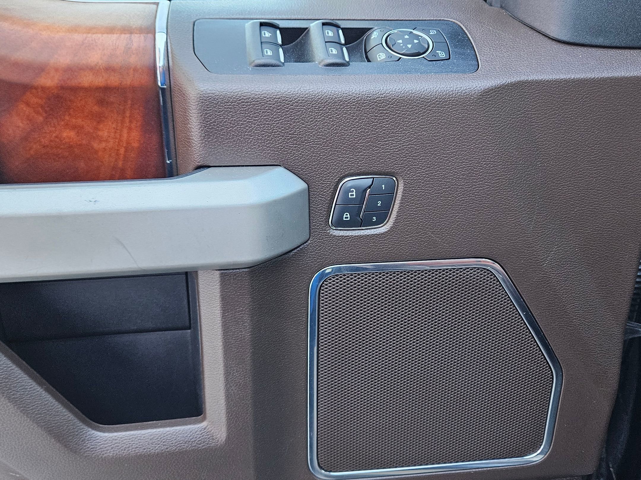 Used 2018 Ford F150 King Ranch w/ Equipment Group 601A Luxury image 18