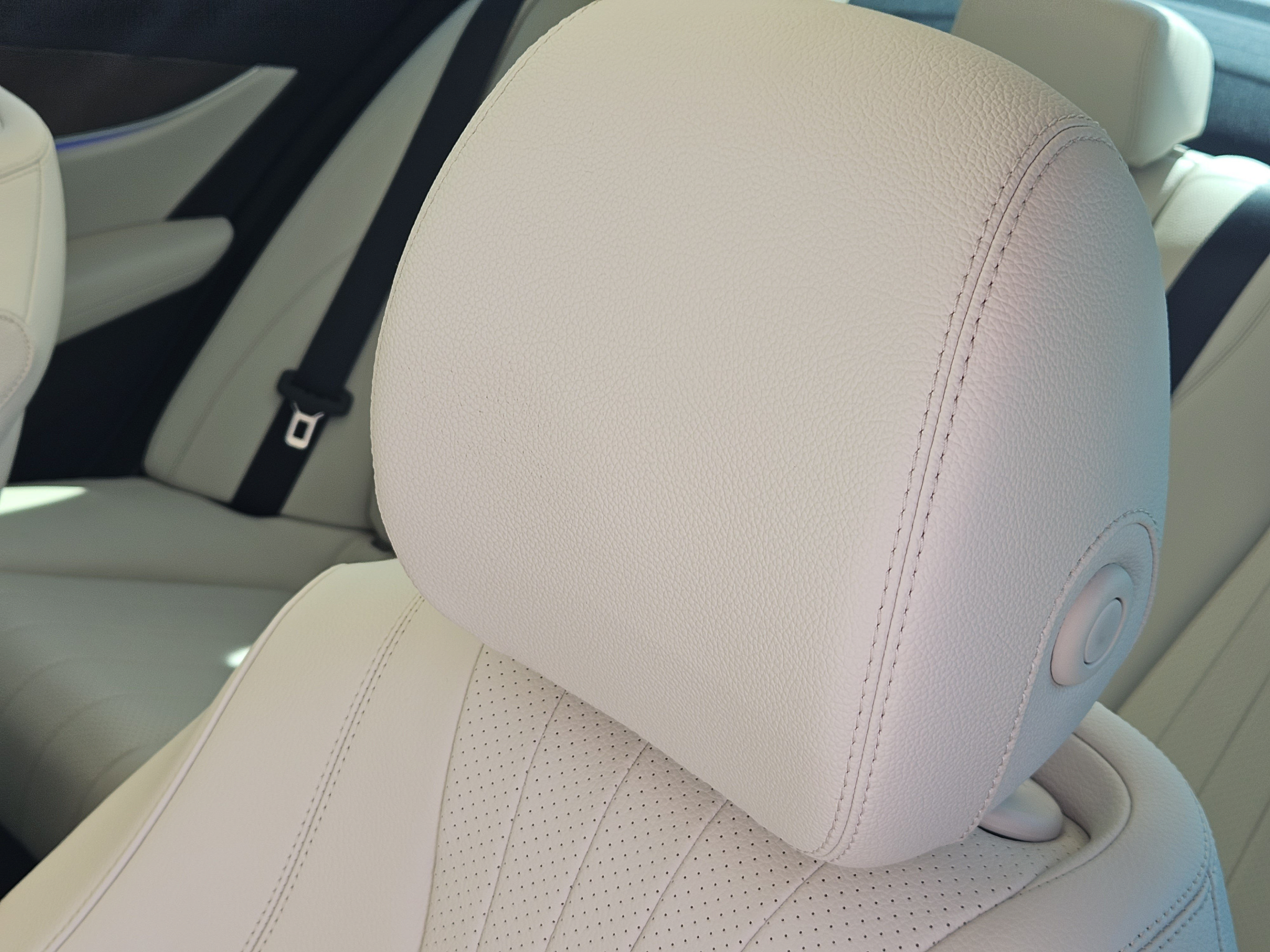 Certified 2021 Mercedes-Benz E 350 4MATIC Sedan image 16