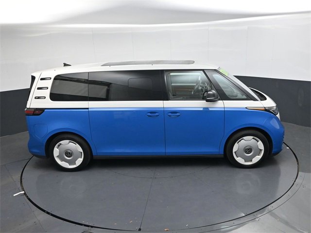 Used 2025 Volkswagen ID. Buzz 1st Edition image 29